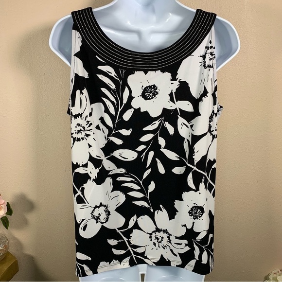 M TanJay Black & White Floral Sleeveless Blouse Stretch Medium 8 10 - Picture 5 of 8